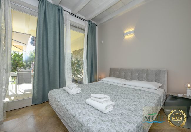 Ferienwohnung in Sirmione - Caesar Sirmione Luxury Apartment F02 Ferienwohnung in Sirmione - Caesar Sirmione Luxury Apartment F02