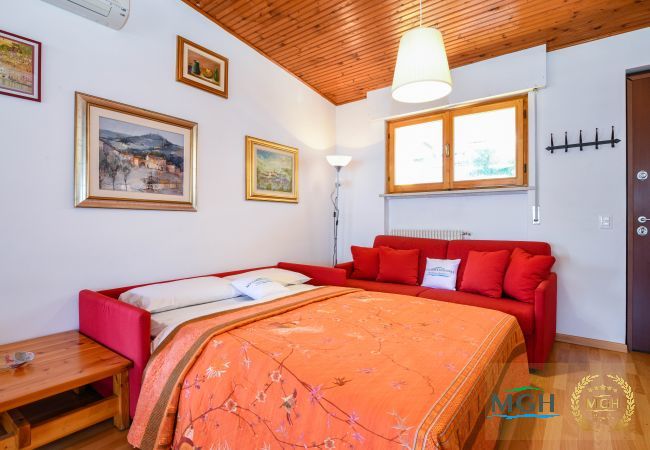 Ferienwohnung in Malcesine - Residence La Perla Malcesine MGH 5 Ferienwohnung in Malcesine - Residence La Perla Malcesine MGH 5