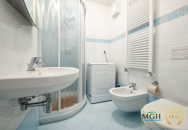 Ferienwohnung in Malcesine - Residence La Perla Malcesine MGH 5 Ferienwohnung in Malcesine - Residence La Perla Malcesine MGH 5