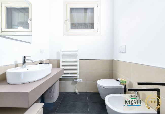 Ferienwohnung in Sirmione - Caesar Sirmione Luxury Apartment F15 Ferienwohnung in Sirmione - Caesar Sirmione Luxury Apartment F15