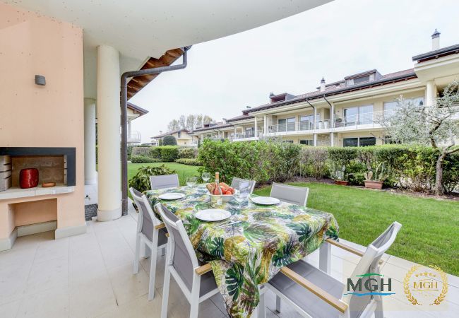 Ferienwohnung in Sirmione - Caesar Sirmione Luxury Apartment F15 Ferienwohnung in Sirmione - Caesar Sirmione Luxury Apartment F15