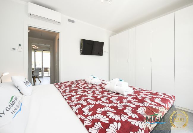 Ferienwohnung in Desenzano del Garda - Katya Resort Penthouse Apartment - MGH G2 26 Ferienwohnung in Desenzano del Garda - Katya Resort Penthouse Apartment - MGH G2 26
