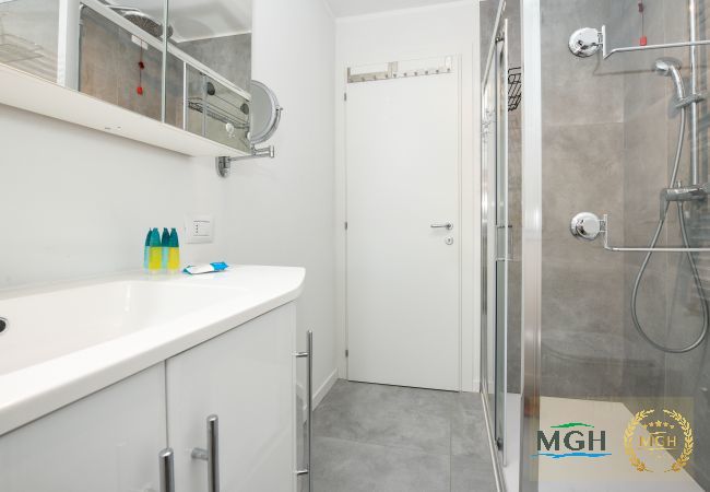 Ferienwohnung in Desenzano del Garda - Katya Resort Penthouse Apartment - MGH G2 26 Ferienwohnung in Desenzano del Garda - Katya Resort Penthouse Apartment - MGH G2 26