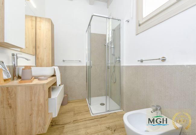 Ferienwohnung in Sirmione - Caesar Sirmione Luxury Apartment C01 Ferienwohnung in Sirmione - Caesar Sirmione Luxury Apartment C01