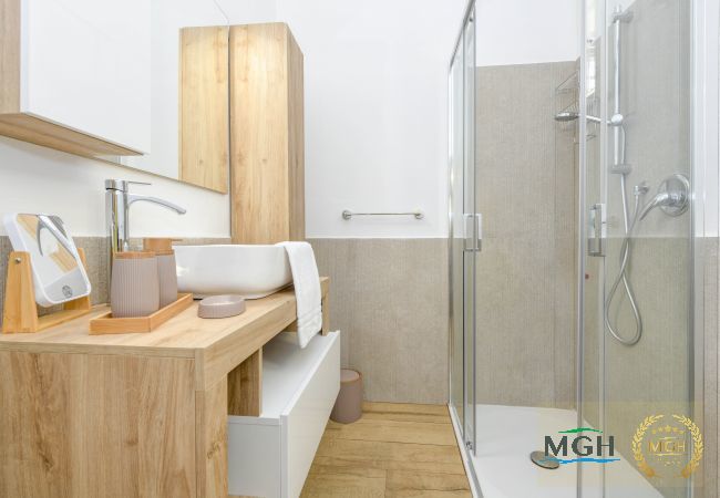 Ferienwohnung in Sirmione - Caesar Sirmione Luxury Apartment C01 Ferienwohnung in Sirmione - Caesar Sirmione Luxury Apartment C01