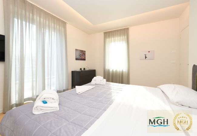 Villa in Desenzano del Garda - MGH Luxury - Villa Celeste Villa in Desenzano del Garda - MGH Luxury - Villa Celeste