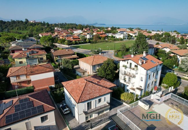 Villa in Desenzano del Garda - MGH Luxury - Villa Celeste Villa in Desenzano del Garda - MGH Luxury - Villa Celeste