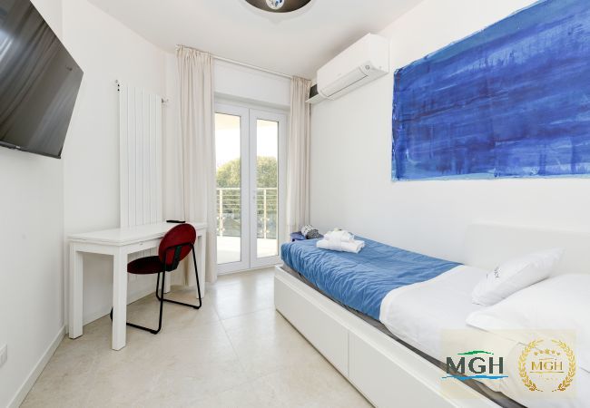 Ferienwohnung in Sirmione - MGH Family Stay - Costa D'Oro Superior Apartment