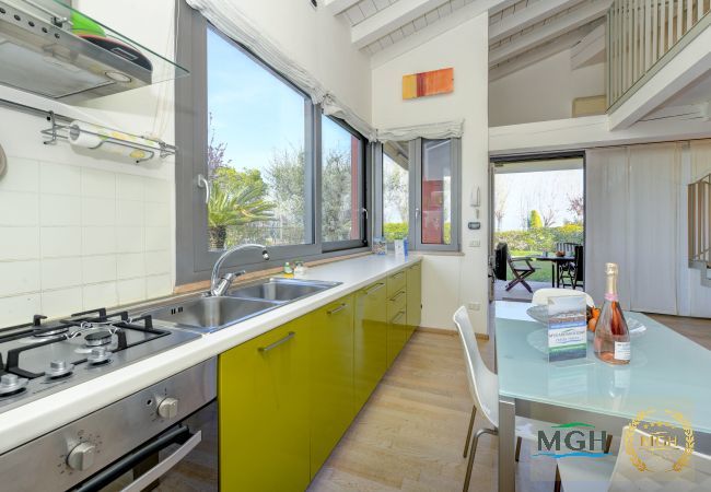 Ferienwohnung in Sirmione - MGH Family Stay - Acquarius Resort Lake Front Ferienwohnung in Sirmione - MGH Family Stay - Acquarius Resort Lake Front