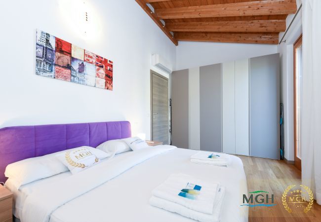 Ferienwohnung in Sirmione - MGH Family Stay - Baglio Degli Ulivi 60 Ferienwohnung in Sirmione - MGH Family Stay - Baglio Degli Ulivi 60