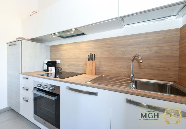 Ferienwohnung in Sirmione - MGH Family Stay - Baglio Degli Ulivi 60 Ferienwohnung in Sirmione - MGH Family Stay - Baglio Degli Ulivi 60