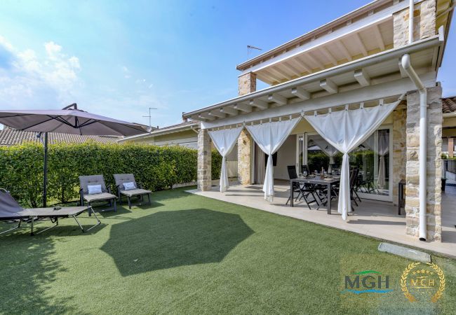 Chalet in Peschiera del Garda - MGH Luxury - Villa Marlene Chalet in Peschiera del Garda - MGH Luxury - Villa Marlene