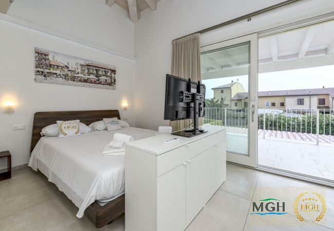 Chalet in Peschiera del Garda - MGH Luxury - Villa Marlene Chalet in Peschiera del Garda - MGH Luxury - Villa Marlene