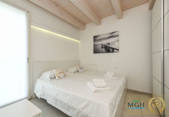Chalet in Peschiera del Garda - MGH Luxury - Villa Marlene Chalet in Peschiera del Garda - MGH Luxury - Villa Marlene