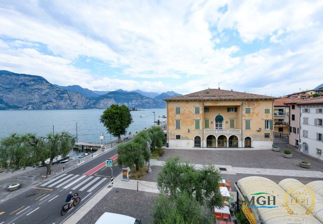 Ferienwohnung in Brenzone - Charm Lakefront Apartment La Corte MGH Ferienwohnung in Brenzone - Charm Lakefront Apartment La Corte MGH