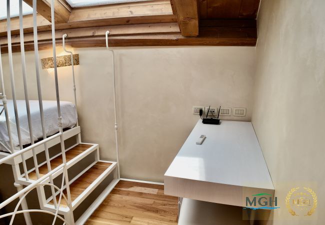Ferienwohnung in Verona - MGH Luxury - Romeo’s Penthouse Verona Ferienwohnung in Verona - MGH Luxury - Romeo’s Penthouse Verona