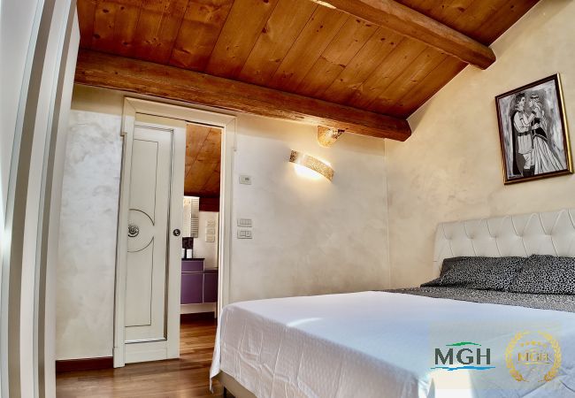 Ferienwohnung in Verona - MGH Luxury - Romeo’s Penthouse Verona Ferienwohnung in Verona - MGH Luxury - Romeo’s Penthouse Verona