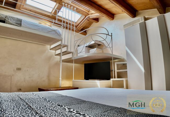 Ferienwohnung in Verona - MGH Luxury - Romeo’s Penthouse Verona Ferienwohnung in Verona - MGH Luxury - Romeo’s Penthouse Verona