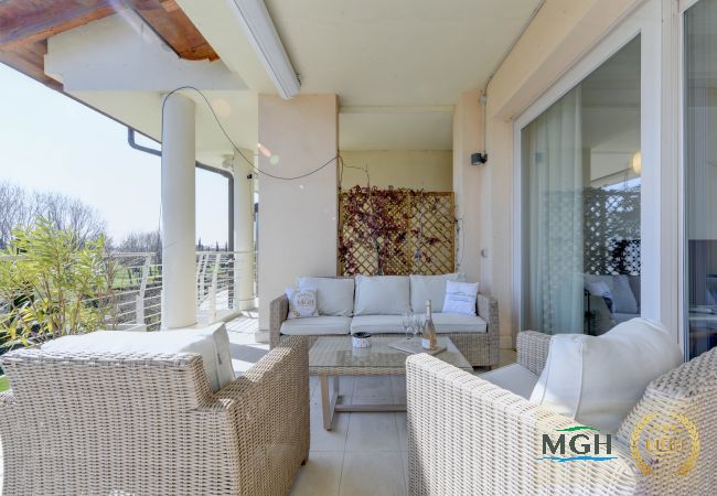 Ferienwohnung in Sirmione - Caesar Sirmione Luxury Apartment M14 Ferienwohnung in Sirmione - Caesar Sirmione Luxury Apartment M14