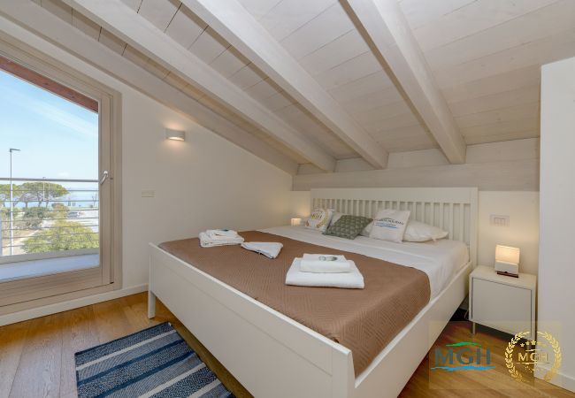 Ferienwohnung in Sirmione - Caesar Sirmione Luxury Apartment M14 Ferienwohnung in Sirmione - Caesar Sirmione Luxury Apartment M14