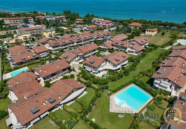 Ferienwohnung in Sirmione - Caesar Sirmione Luxury Apartment M14 Ferienwohnung in Sirmione - Caesar Sirmione Luxury Apartment M14