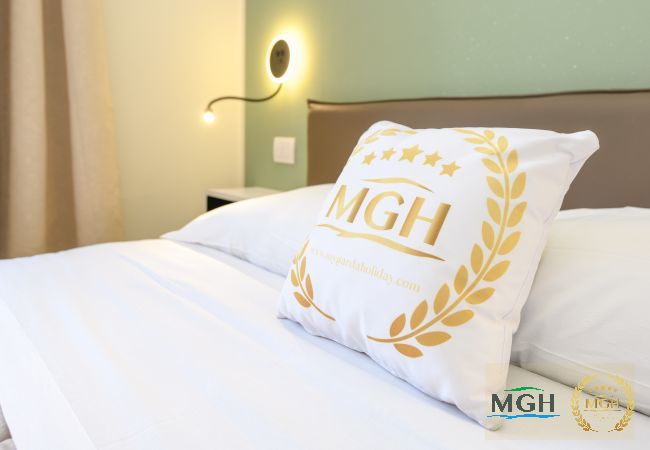 Chalet in Bardolino - MGH Luxury- Villa Panorama Chalet in Bardolino - MGH Luxury- Villa Panorama