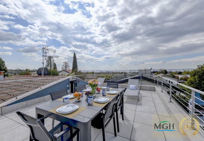 Chalet in Bardolino - MGH Luxury- Villa Panorama Chalet in Bardolino - MGH Luxury- Villa Panorama