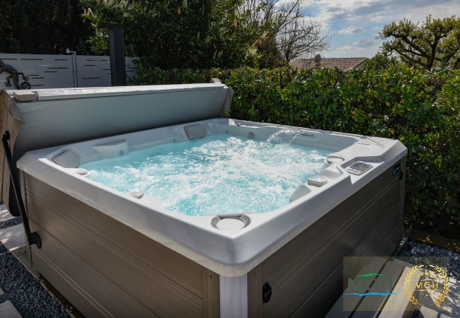 Chalet in Bardolino - MGH Luxury- Villa Panorama Chalet in Bardolino - MGH Luxury- Villa Panorama