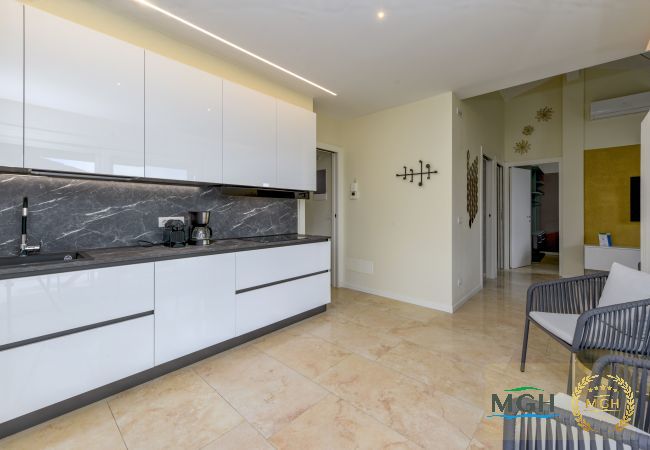 Chalet in Bardolino - MGH Luxury- Villa Panorama Chalet in Bardolino - MGH Luxury- Villa Panorama