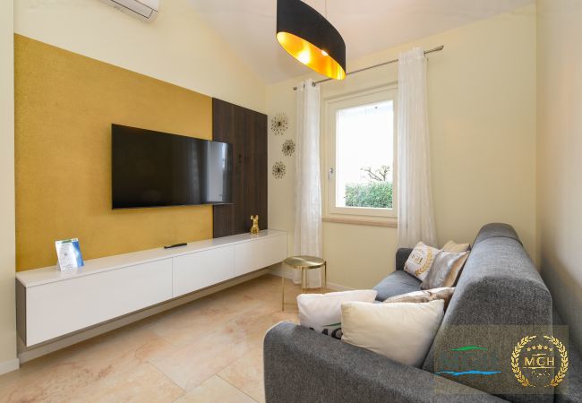 Chalet in Bardolino - MGH Luxury- Villa Panorama Chalet in Bardolino - MGH Luxury- Villa Panorama