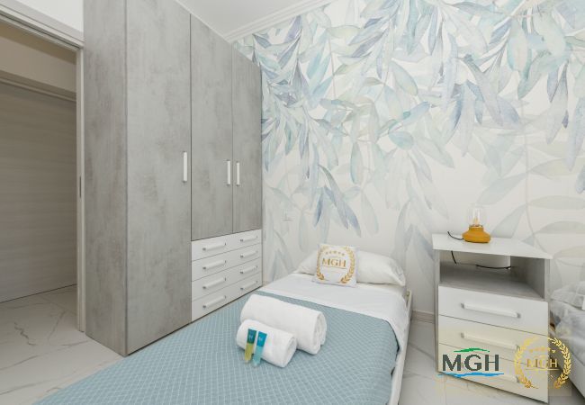 Ferienwohnung in Desenzano del Garda - MGH- My Desenzano Center Apartment Ferienwohnung in Desenzano del Garda - MGH- My Desenzano Center Apartment