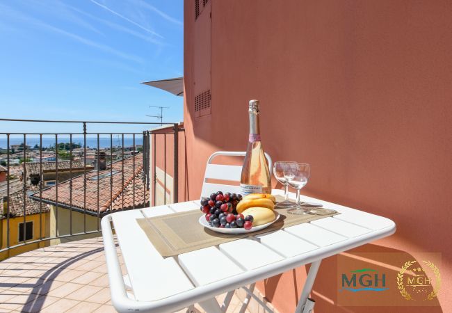 Ferienwohnung in Toscolano-Maderno - Palazzo Garda - Lakeview Penthouse 5 Ferienwohnung in Toscolano-Maderno - Palazzo Garda - Lakeview Penthouse 5