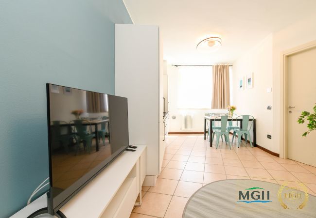 Ferienwohnung in Toscolano-Maderno - Palazzo Garda - City Studio 1 Ferienwohnung in Toscolano-Maderno - Palazzo Garda - City Studio 1