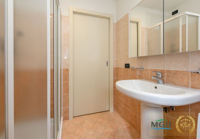 Ferienwohnung in Toscolano-Maderno - Palazzo Garda - City Studio 1 Ferienwohnung in Toscolano-Maderno - Palazzo Garda - City Studio 1
