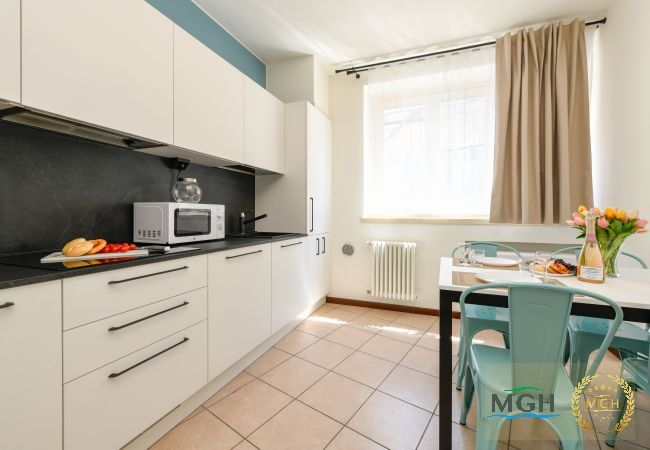 Ferienwohnung in Toscolano-Maderno - Palazzo Garda - City Studio 1 Ferienwohnung in Toscolano-Maderno - Palazzo Garda - City Studio 1