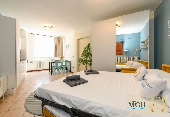 Ferienwohnung in Toscolano-Maderno - Palazzo Garda - City Studio 1 Ferienwohnung in Toscolano-Maderno - Palazzo Garda - City Studio 1