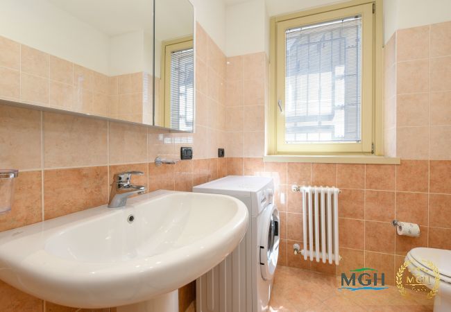 Ferienwohnung in Toscolano-Maderno - Palazzo Garda - City Studio 1 Ferienwohnung in Toscolano-Maderno - Palazzo Garda - City Studio 1