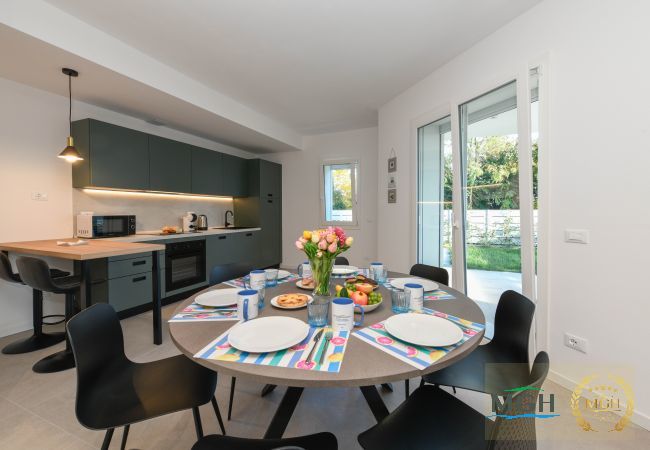 Chalet in Desenzano del Garda - MGH Luxury- Blue Horizon Lake House