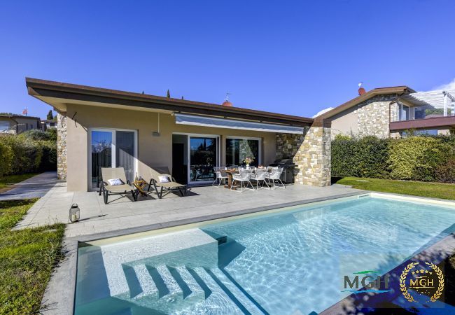 Villa in Moniga del Garda - MGH Luxury - Villa Belvedere