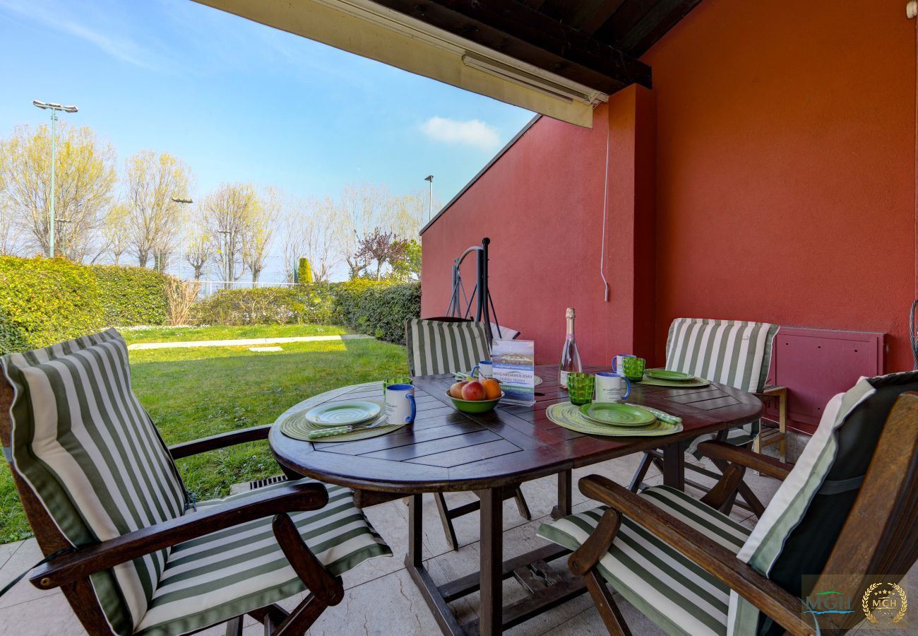 Ferienwohnung in Sirmione - MGH Family Stay - Acquarius Resort Lake Front