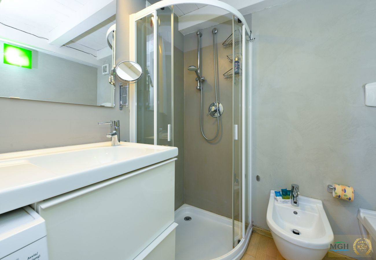 Ferienwohnung in Sirmione - MGH Family Stay - Acquarius Resort Lake Front