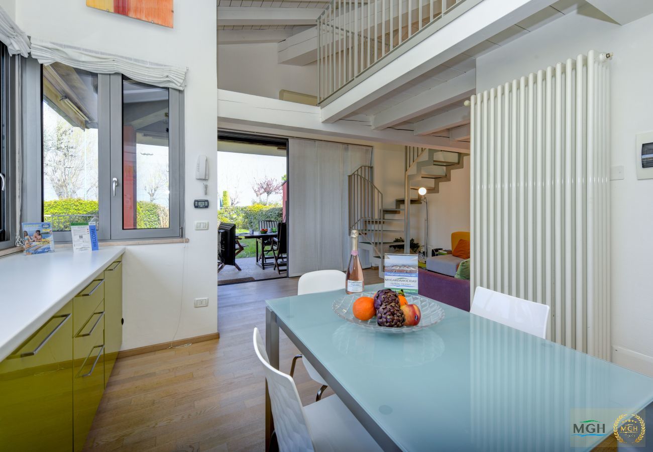 Ferienwohnung in Sirmione - MGH Family Stay - Acquarius Resort Lake Front