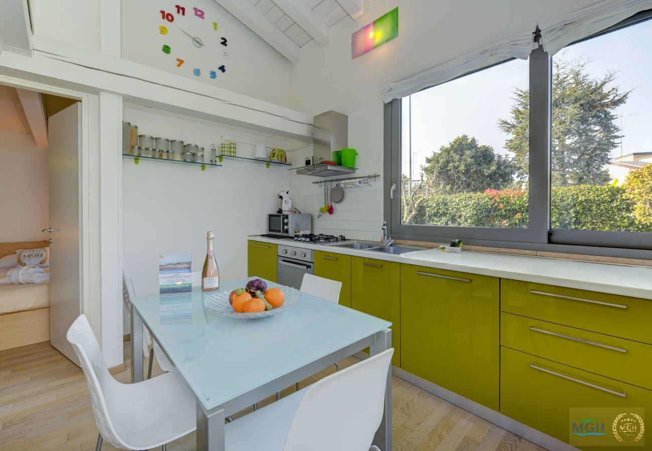 Ferienwohnung in Sirmione - MGH Family Stay - Acquarius Resort Lake Front