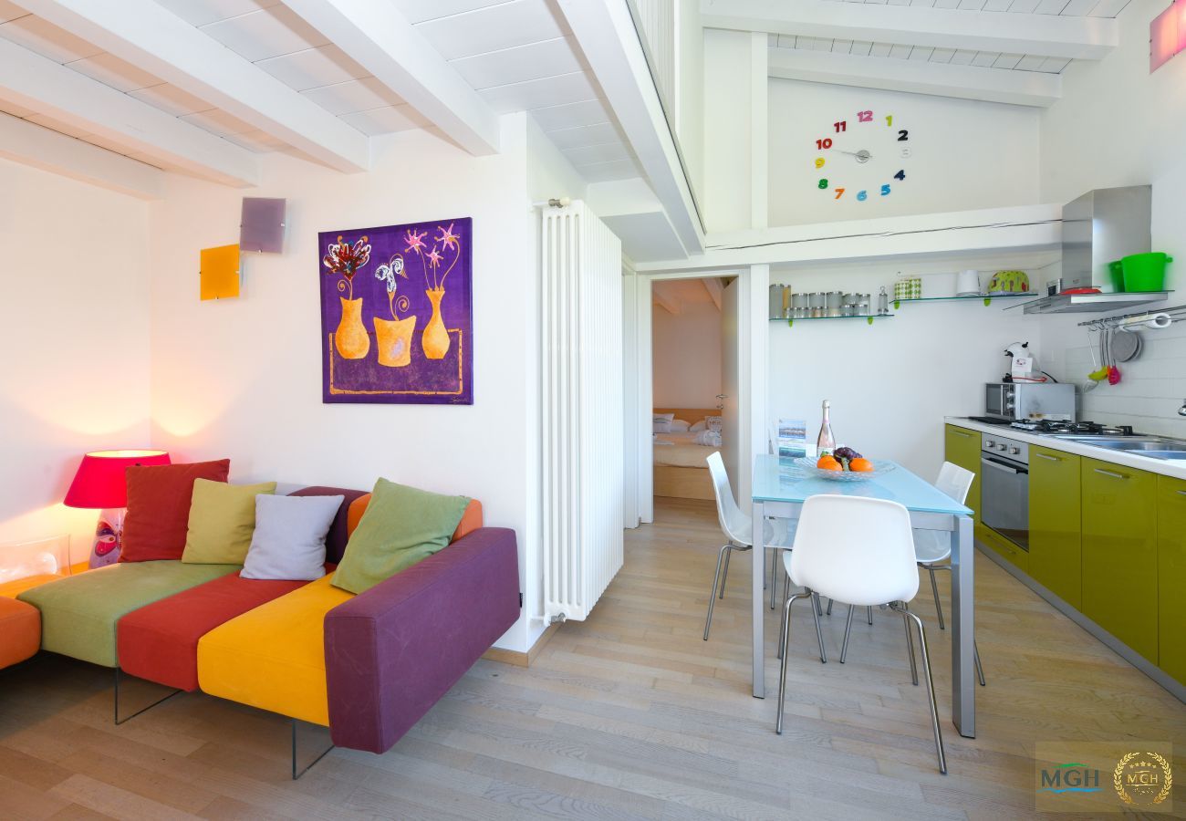 Ferienwohnung in Sirmione - MGH Family Stay - Acquarius Resort Lake Front