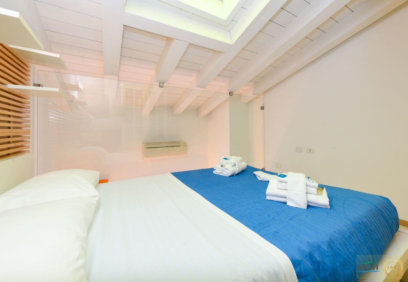 Ferienwohnung in Sirmione - MGH Family Stay - Acquarius Resort Lake Front
