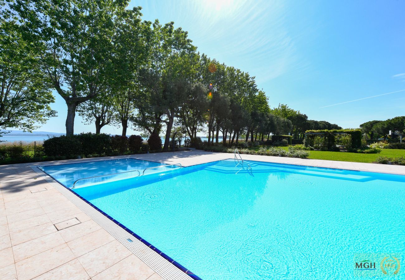Ferienwohnung in Sirmione - MGH Family Stay - Acquarius Resort Lake Front