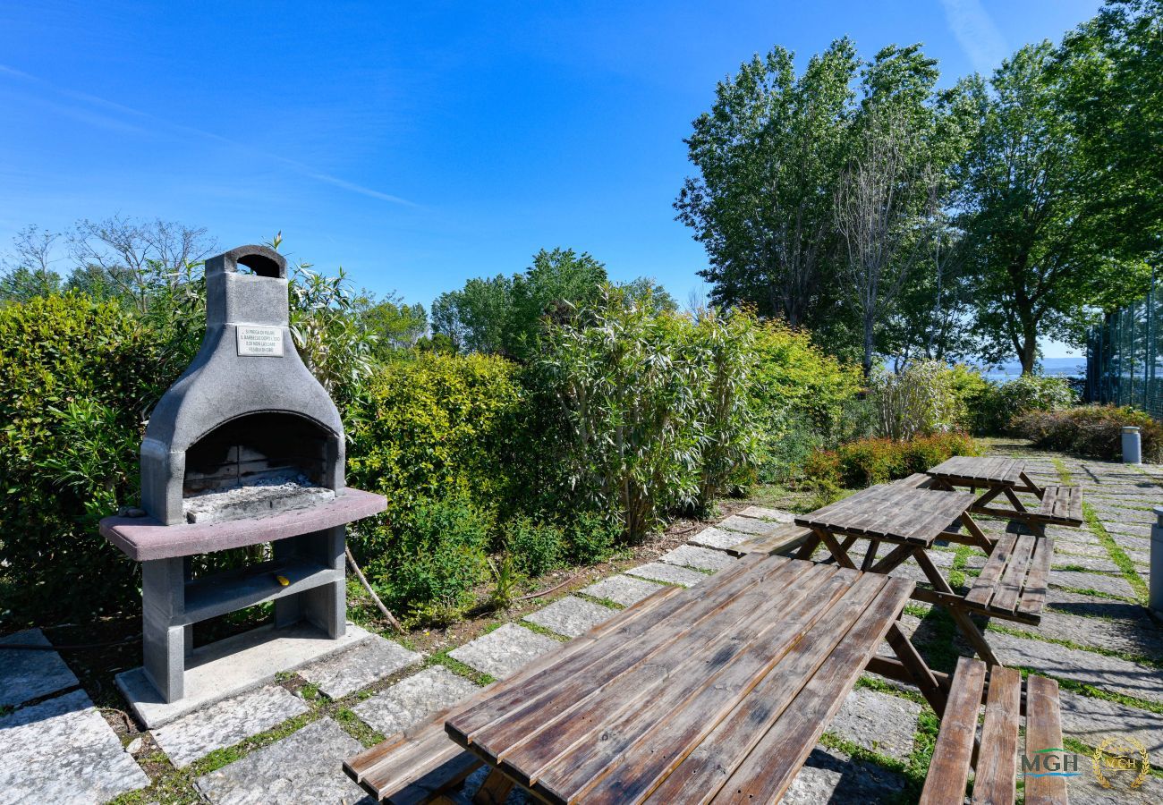 Ferienwohnung in Sirmione - MGH Family Stay - Acquarius Resort Lake Front