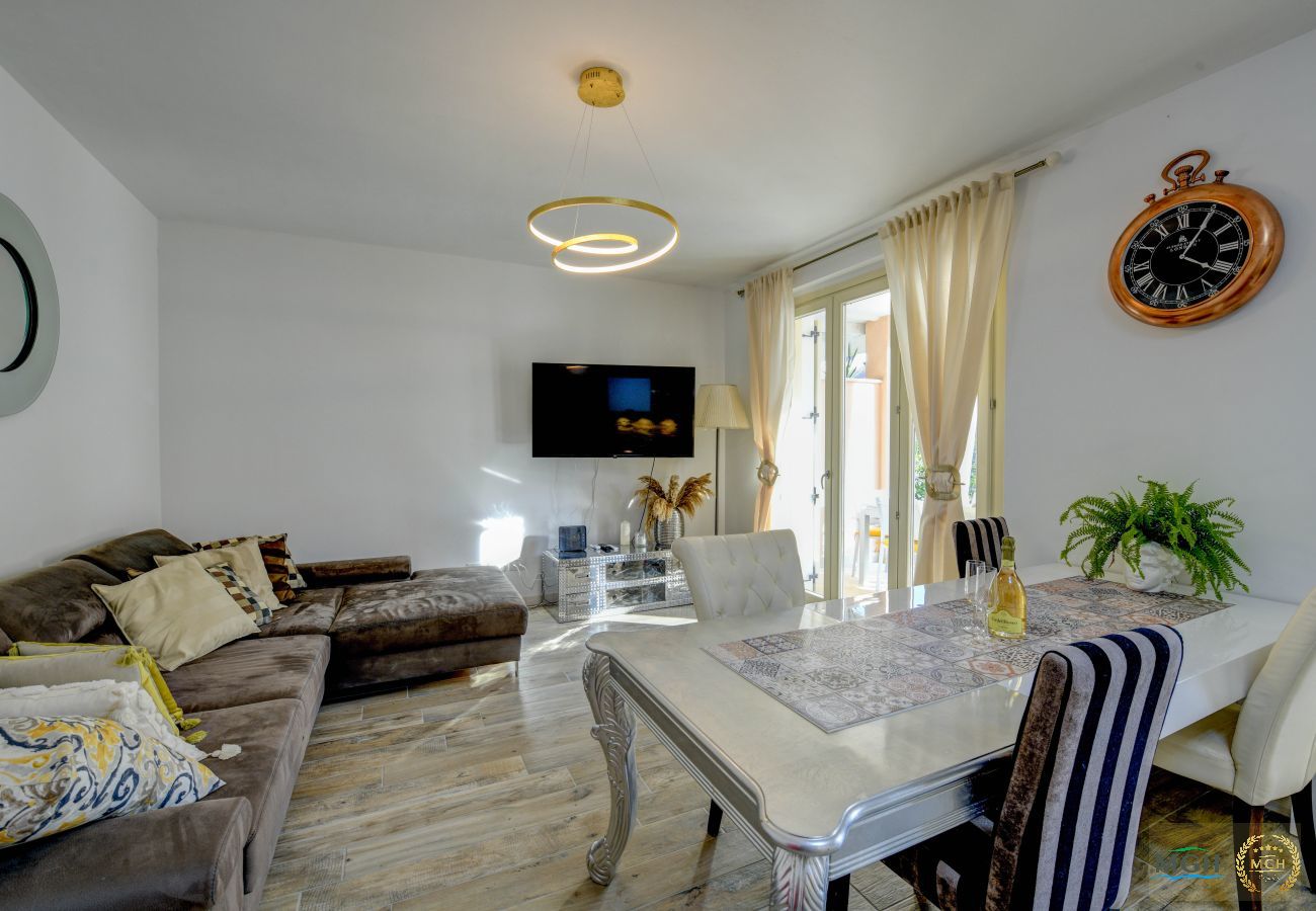 Ferienwohnung in Castelnuovo del Garda - My Peschiera Holiday Apartment Q1