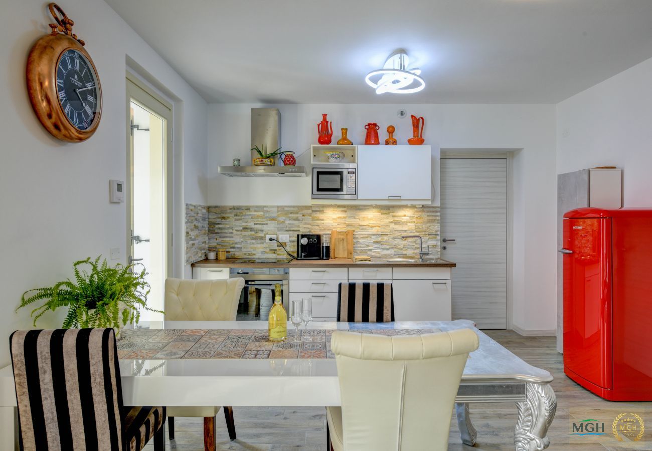 Ferienwohnung in Castelnuovo del Garda - My Peschiera Holiday Apartment Q1