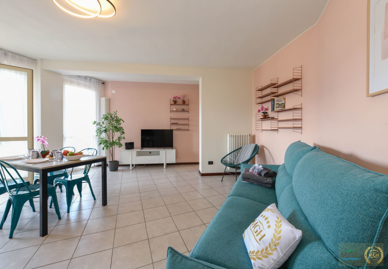 Ferienwohnung in Toscolano-Maderno - Palazzo Garda - Modern Lake Apartment 3